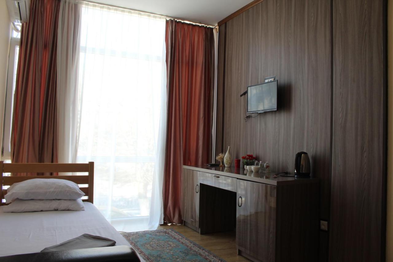 Guest House Borjomi Eksteriør bilde