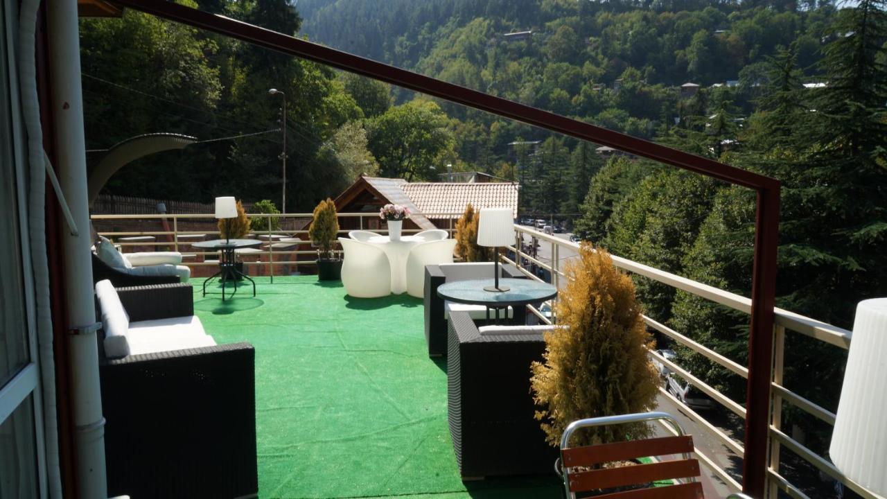 Guest House Borjomi Eksteriør bilde