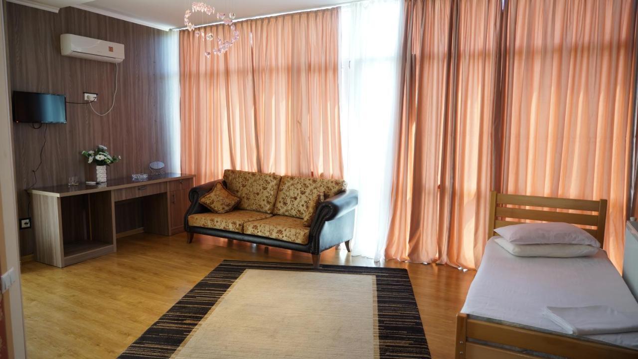 Guest House Borjomi Eksteriør bilde